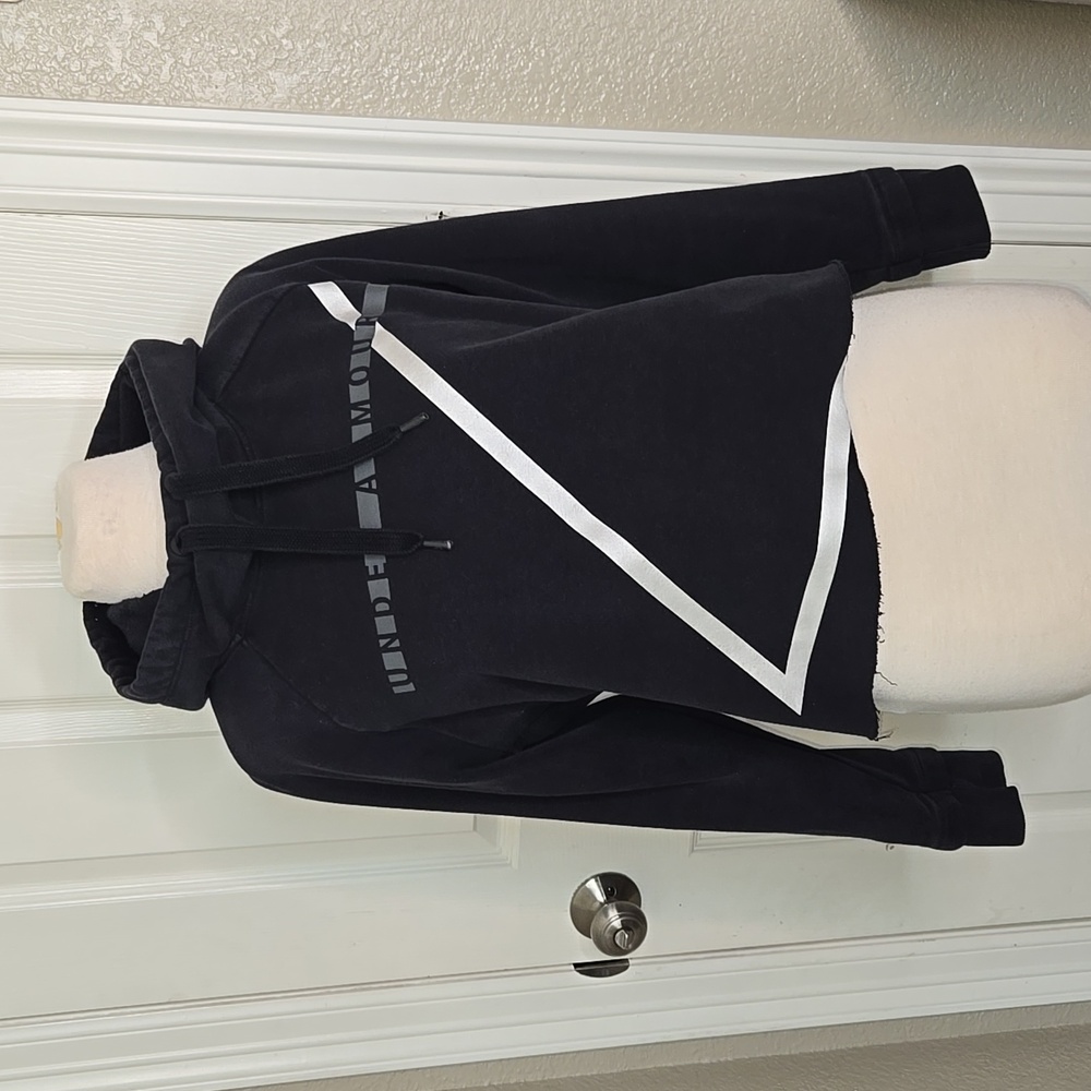UNDER ARMOUR  Black Hoodie S